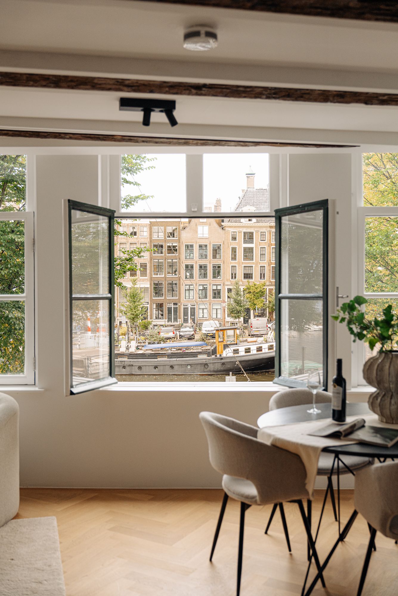 Photo 6 of 's-Gravenhekje 2-1