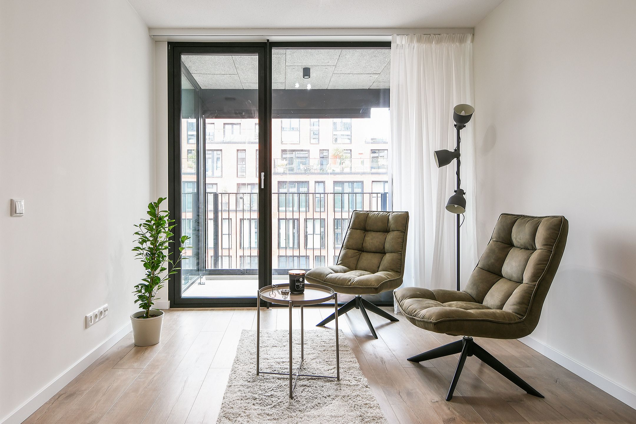 Photo 12 of Niemeyerstraat 163