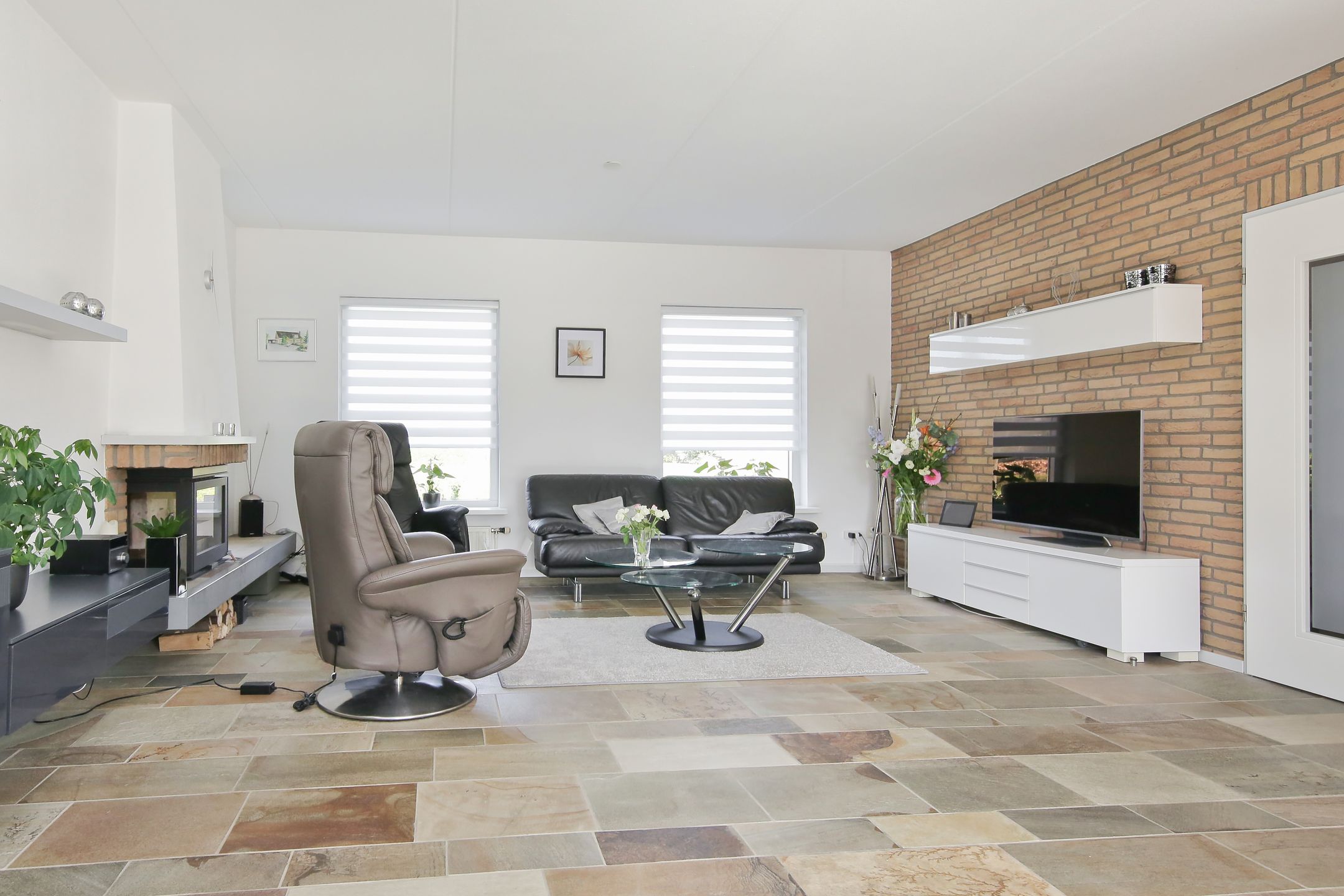 Photo 6 of Hornweg 166