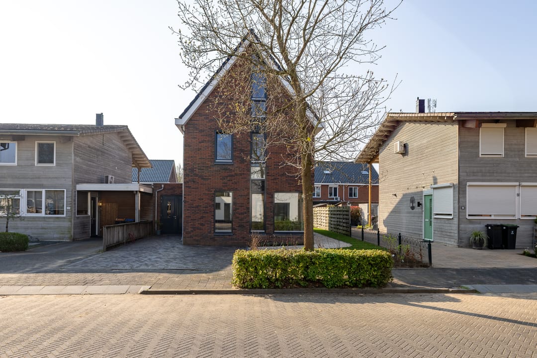 Photo 23 of Asterstraat 111