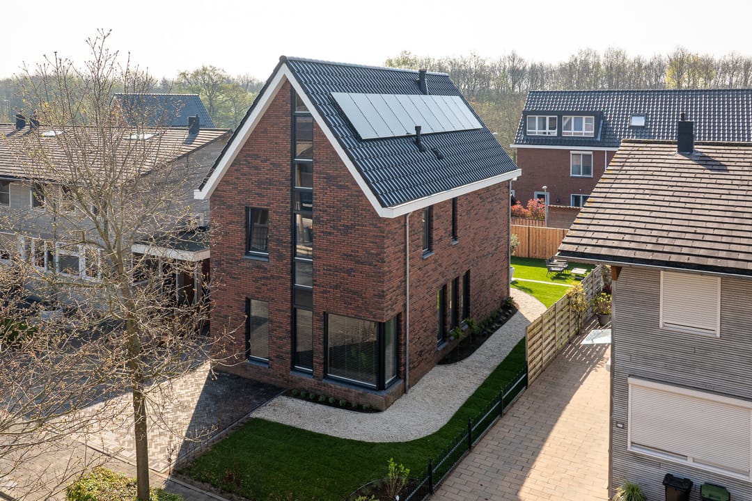 Photo 53 of Asterstraat 111