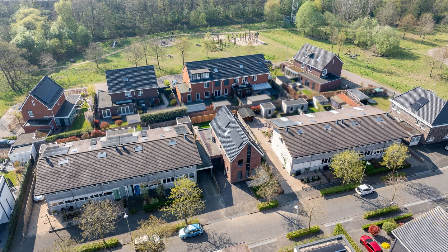 Photo 55 of Asterstraat 111