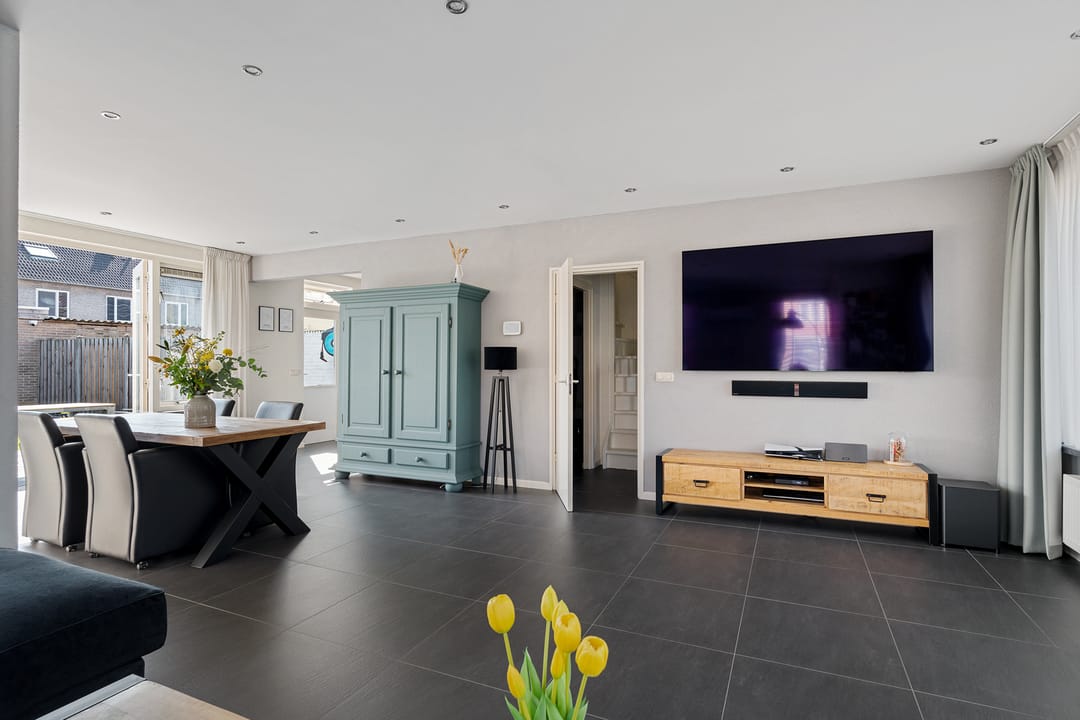 Foto 11 van De Meesterstraat 61