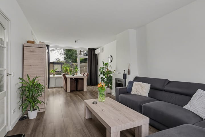 Foto 2 van Dr. de Visserstraat 4