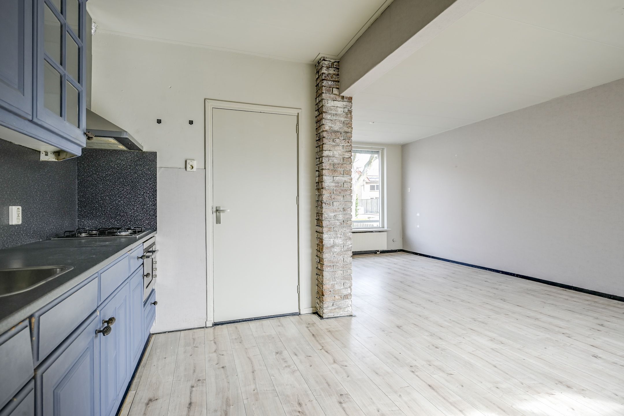 Photo 9 of Oranjestraat 48