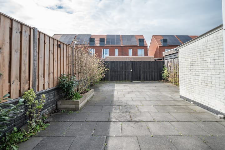 Photo 4 of Oranjestraat 48