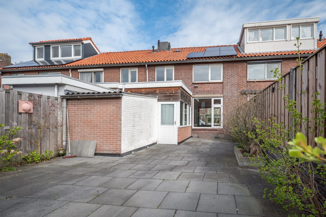 Photo 37 of Oranjestraat 48