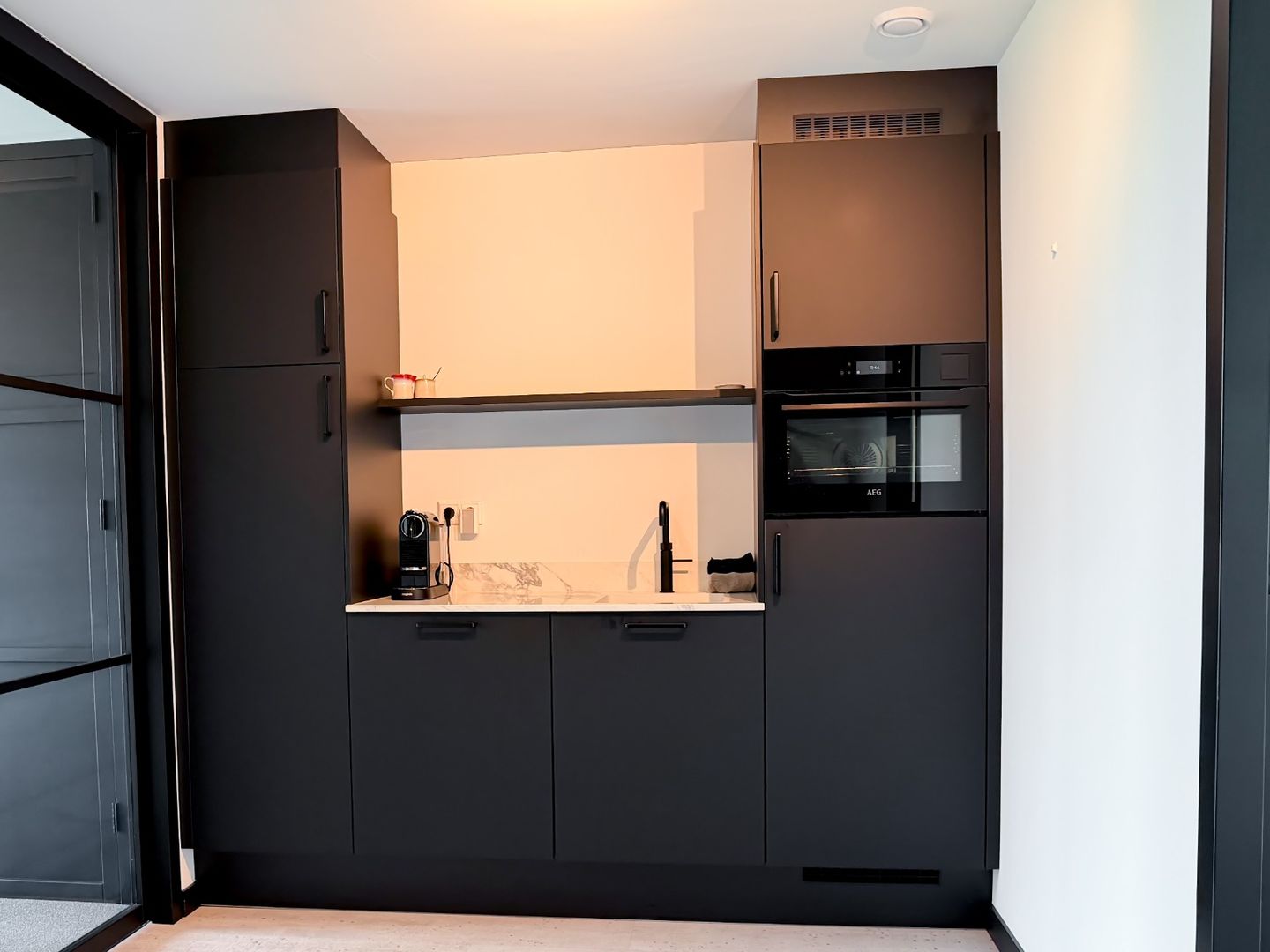 View photo 5 of Zwaagdijk 424-E