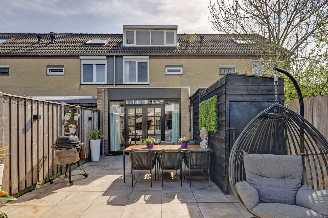 Photo 38 of Betsy Westendorp-Osieckstraat 3