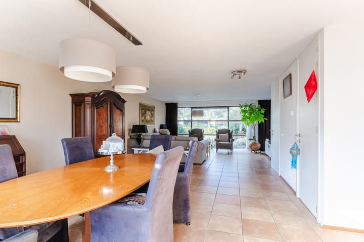 Foto 3 van Makkumplein 9