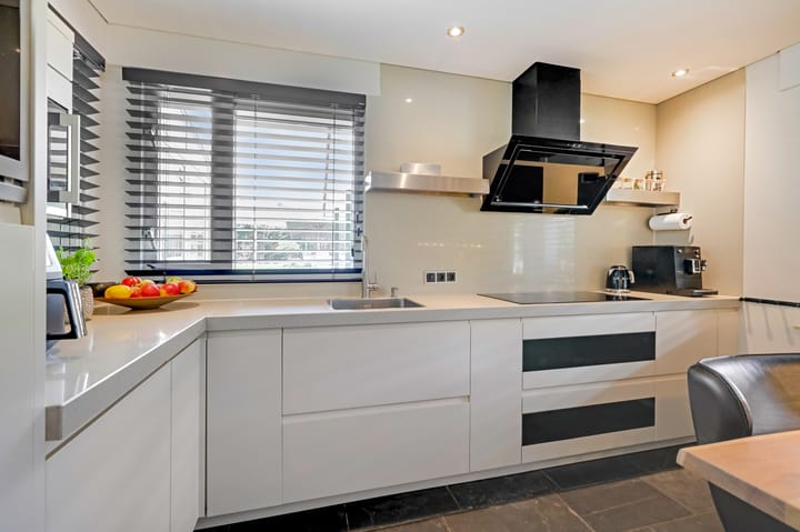 Foto 3 van Debbeshoek 14-B