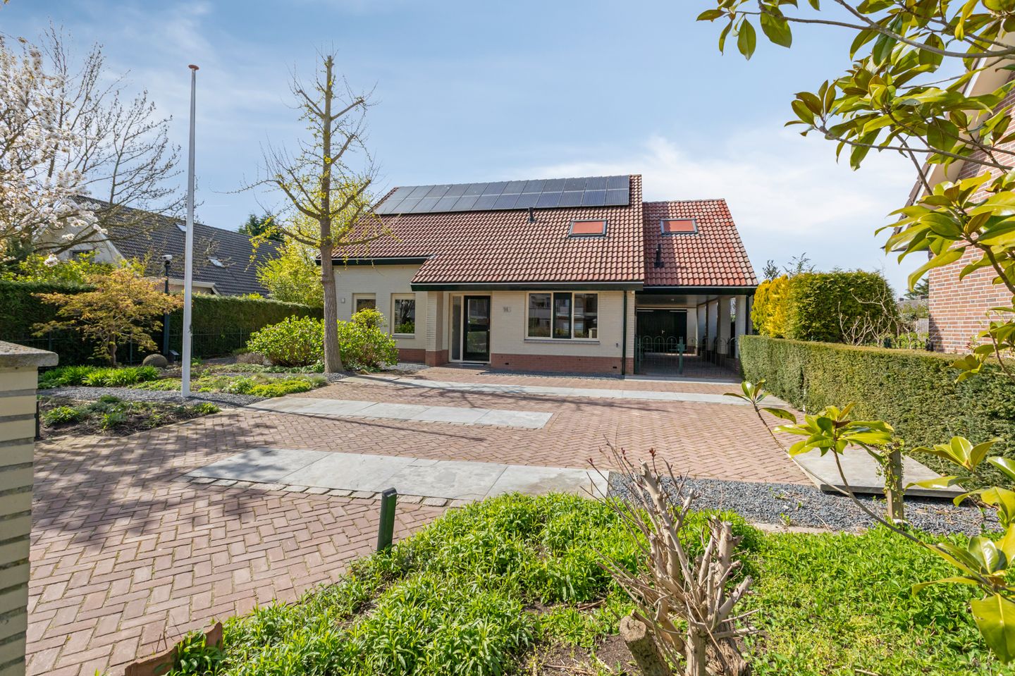 Foto 10 van Debbeshoek 14-B