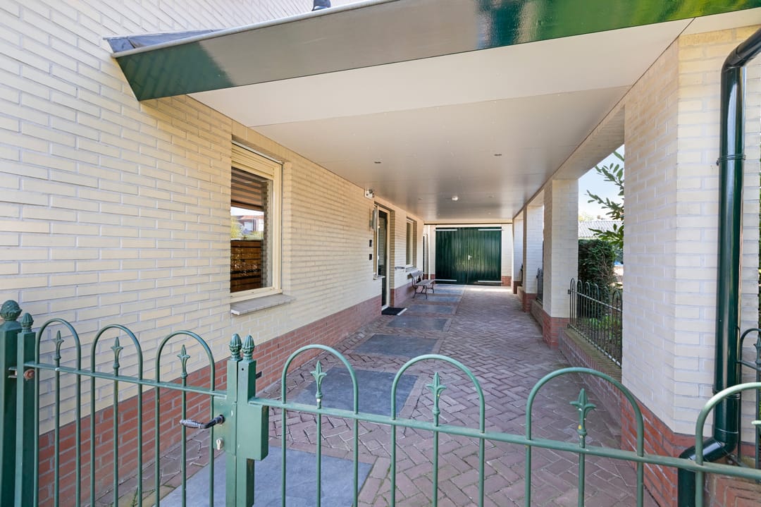 Foto 13 van Debbeshoek 14-B