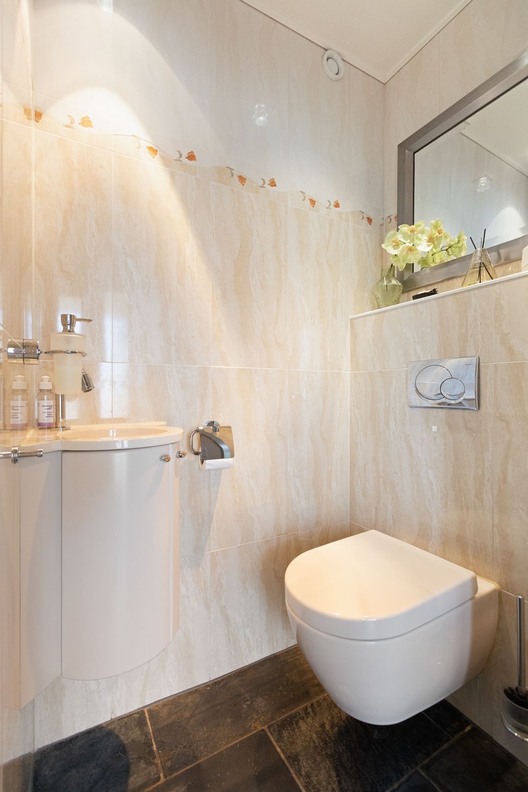 Foto 17 van Debbeshoek 14-B