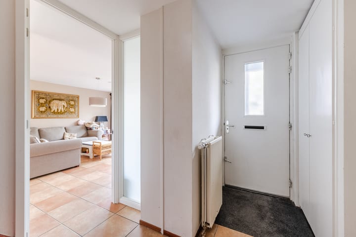 Foto 4 van Makkumplein 9