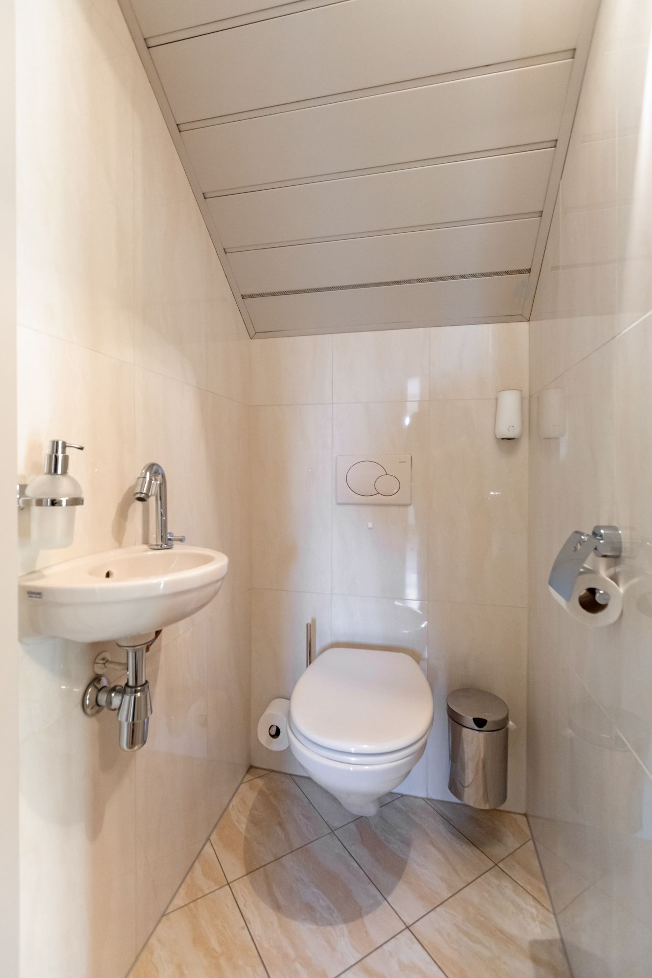 Foto 35 van Debbeshoek 14-B