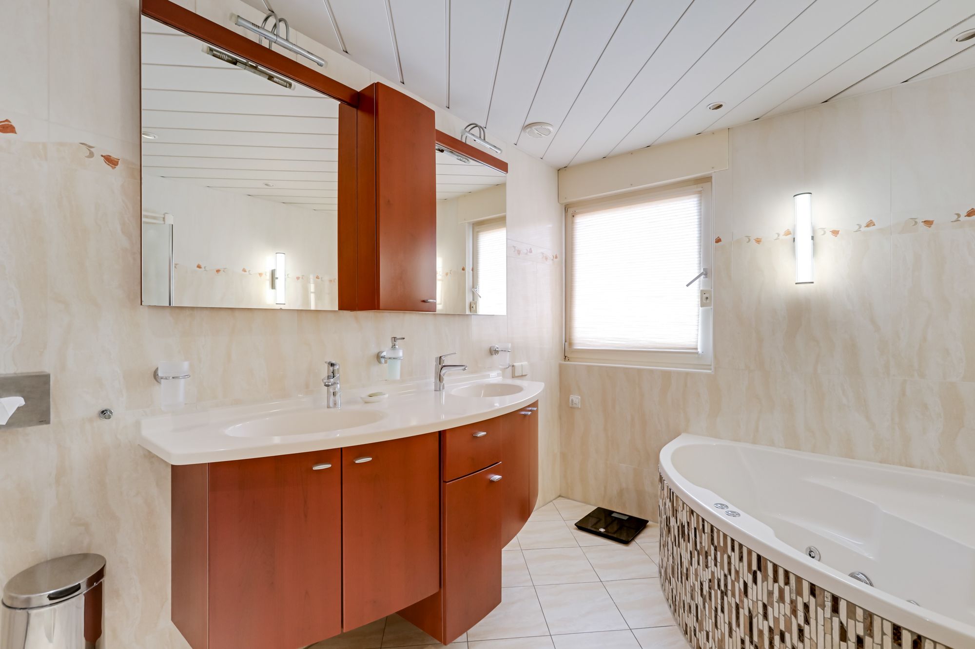 Foto 42 van Debbeshoek 14-B