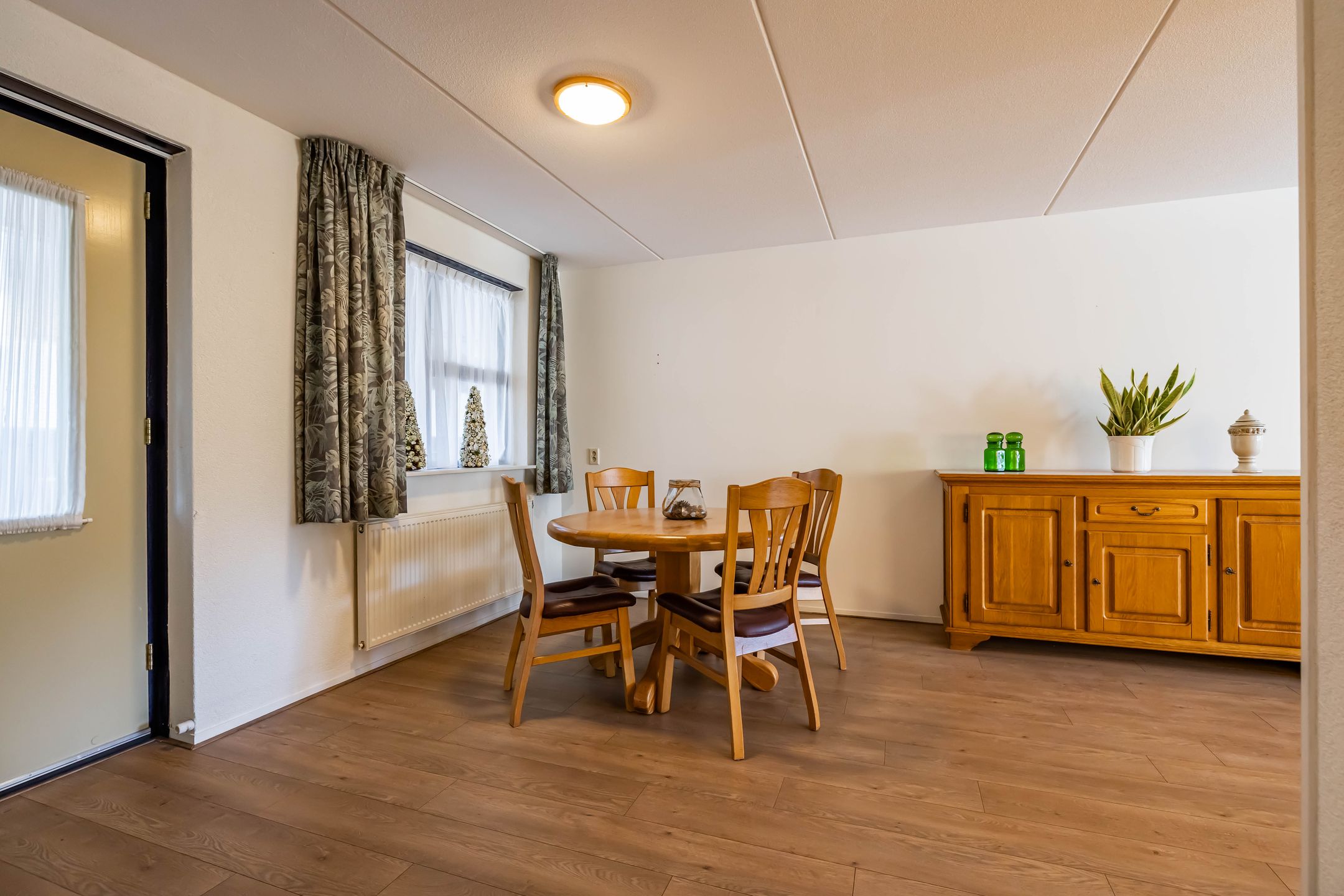 Photo 18 of Tynaarlosestraat 30-A