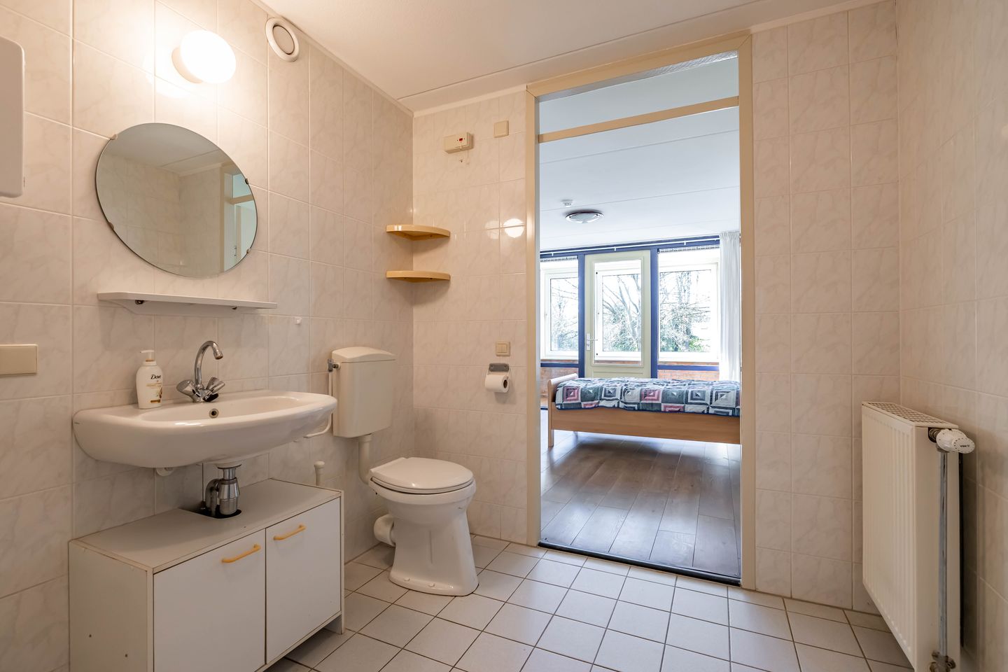 Photo 44 of Tynaarlosestraat 30-A