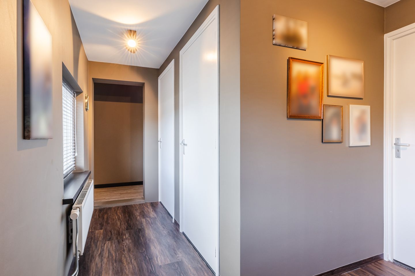 Foto 20 van Min. Aalberselaan 2