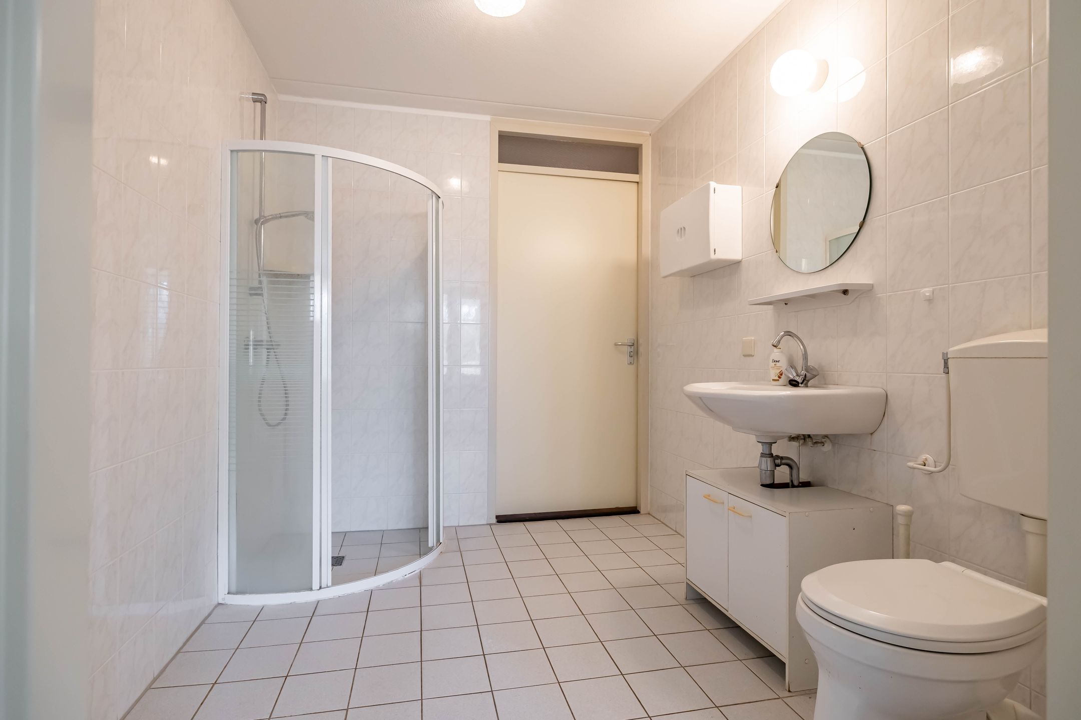 Photo 42 of Tynaarlosestraat 30-A