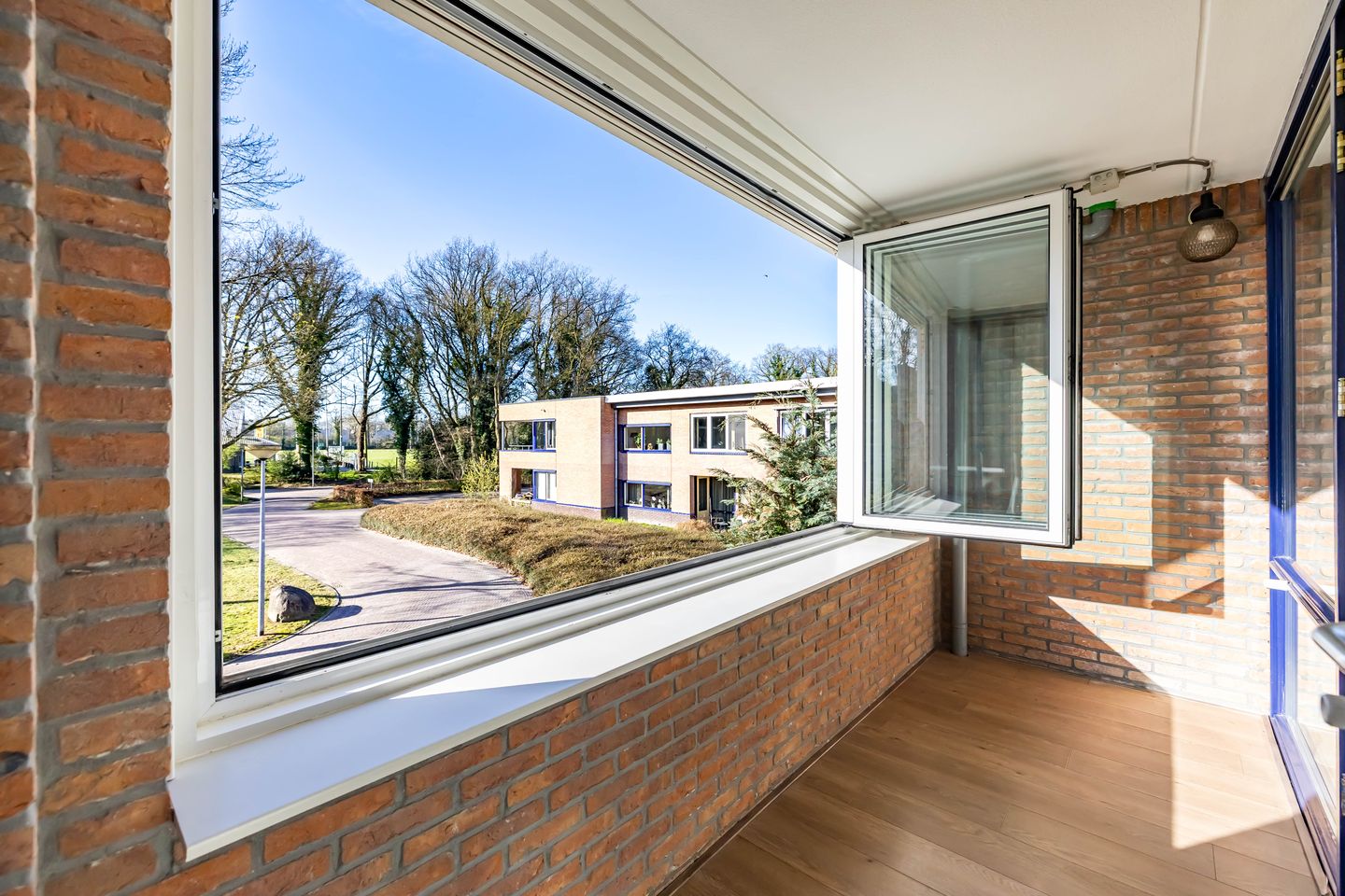 Photo 34 of Tynaarlosestraat 30-A