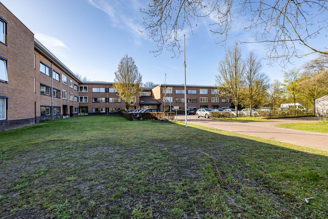 Photo 52 of Tynaarlosestraat 30-A