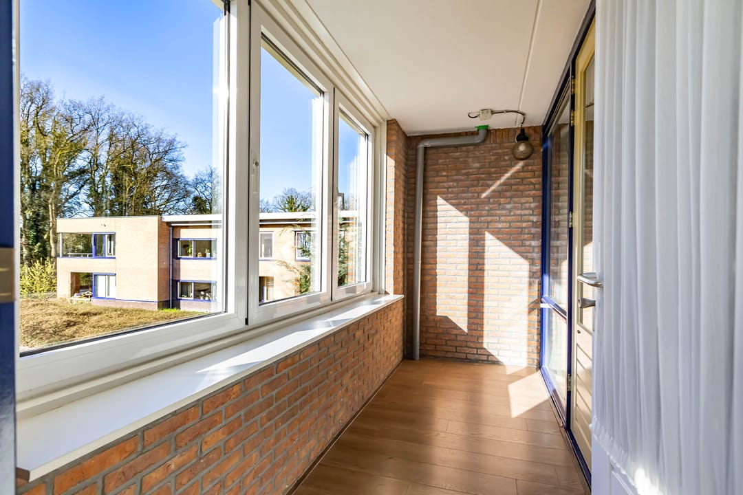 Photo 32 of Tynaarlosestraat 30-A