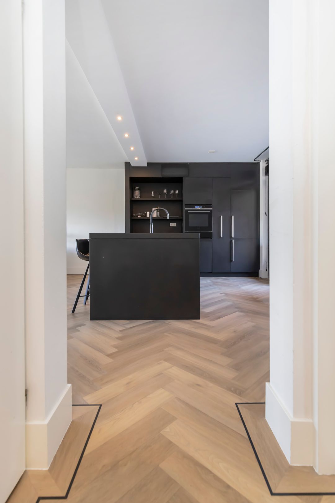 Photo 7 of Waterlooplein 5-B