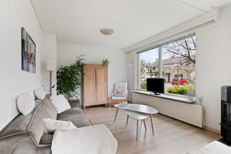 Epserenk 18 tertiary image