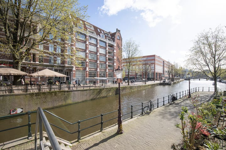 Photo 4 of Waterlooplein 5-B