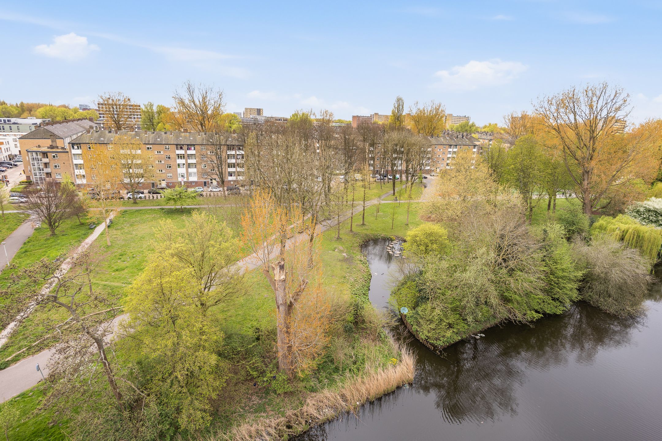 Foto 3 van Osdorper Ban 647