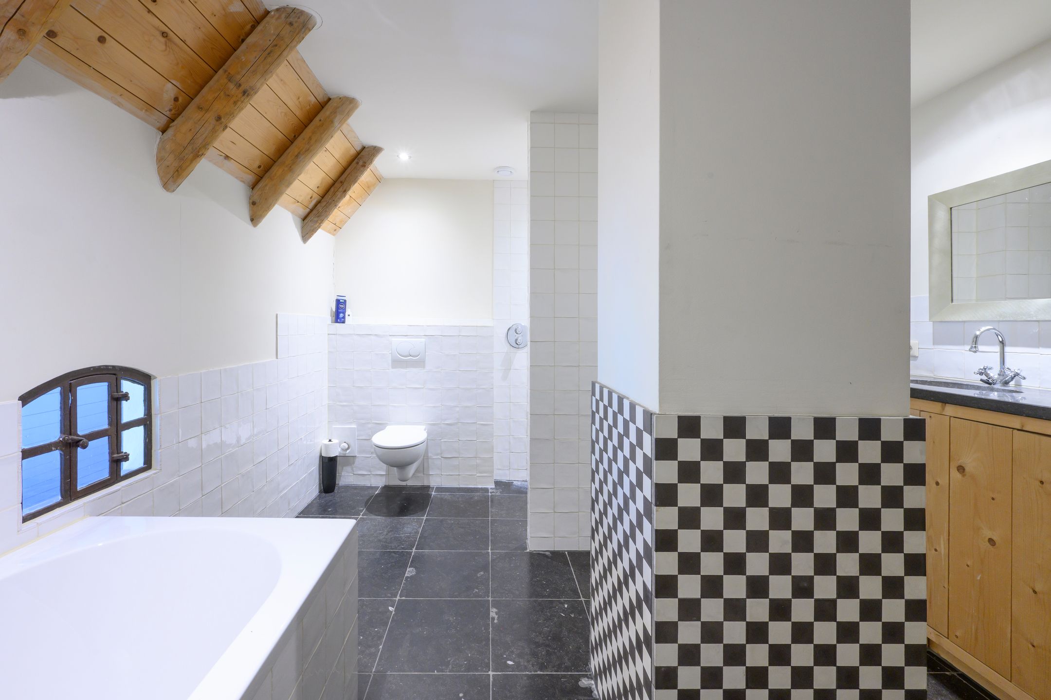 Foto 24 van Binnenweg 32