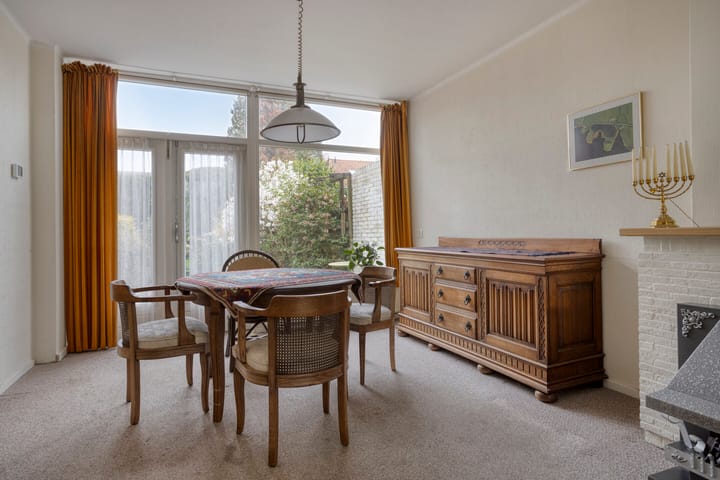 Photo 4 of Ype Staakstraat 3