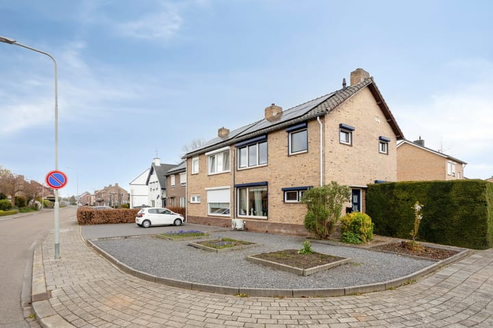 Foto 2 van Bettinumstraat 108