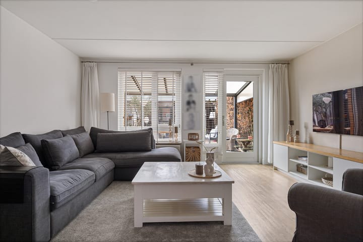 Photo 2 of Deurningerstraat 189