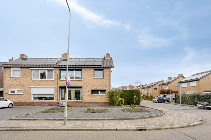 Foto 4 van Bettinumstraat 108
