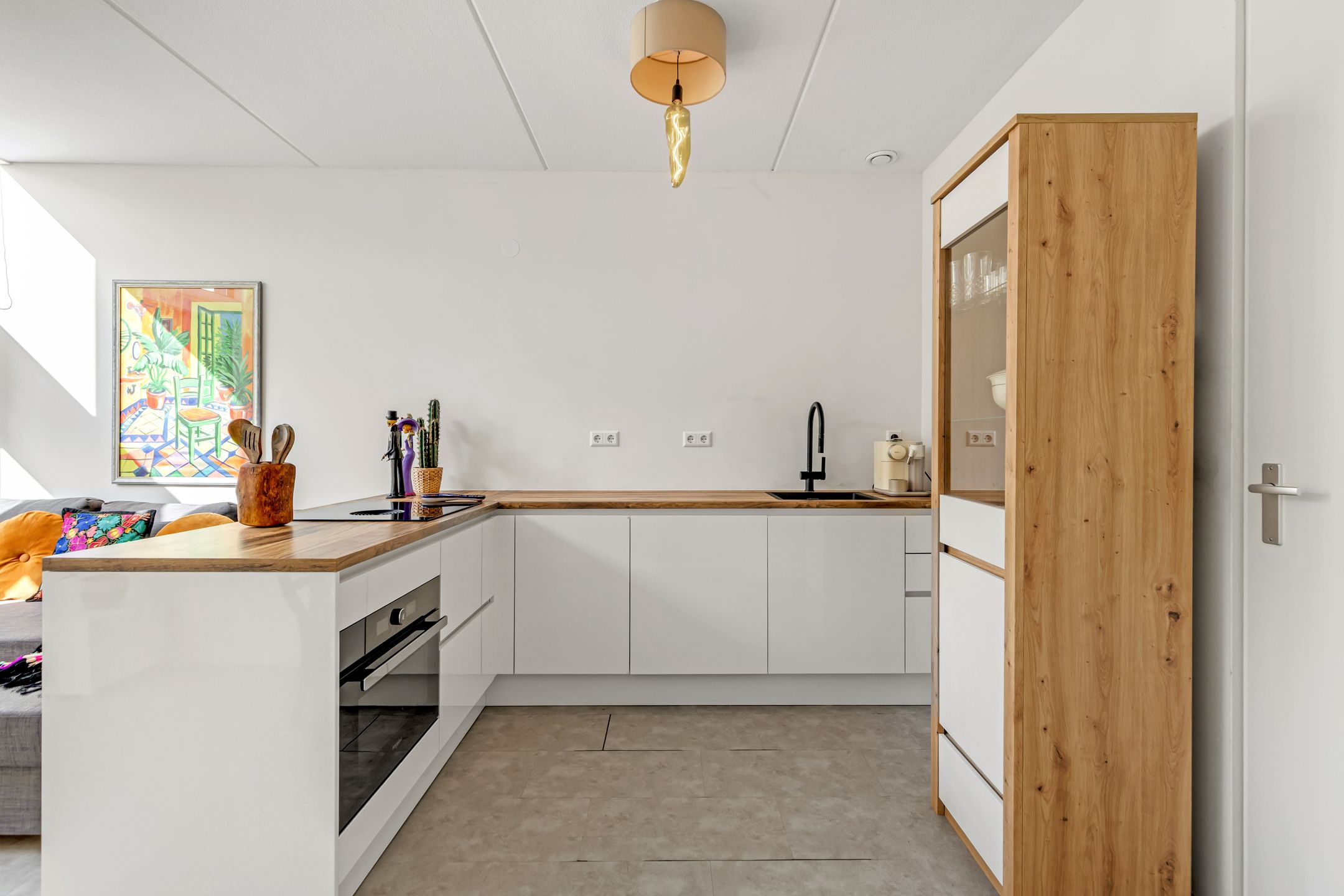 Photo 6 of Silenestraat 15-E