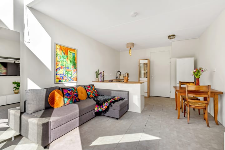 Photo 5 of Silenestraat 15-E