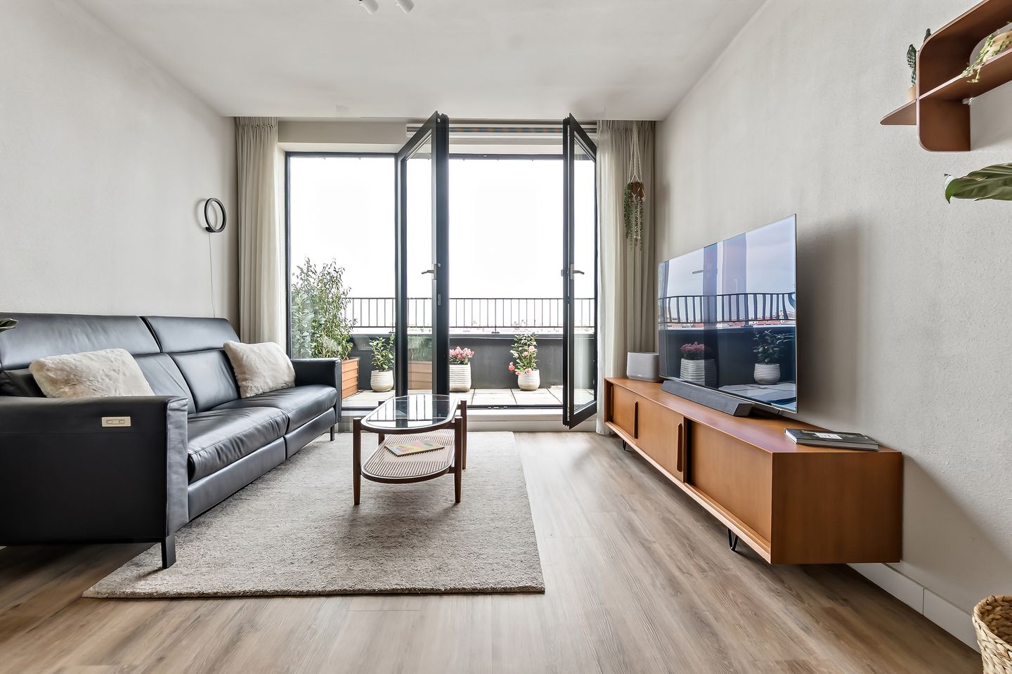 Foto 10 van Zeesluisweg 62-D