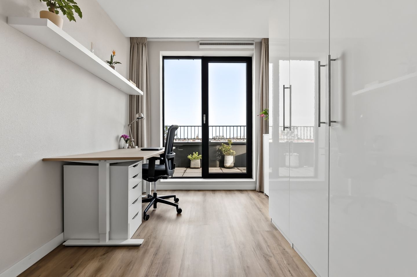 Foto 19 van Zeesluisweg 62-D