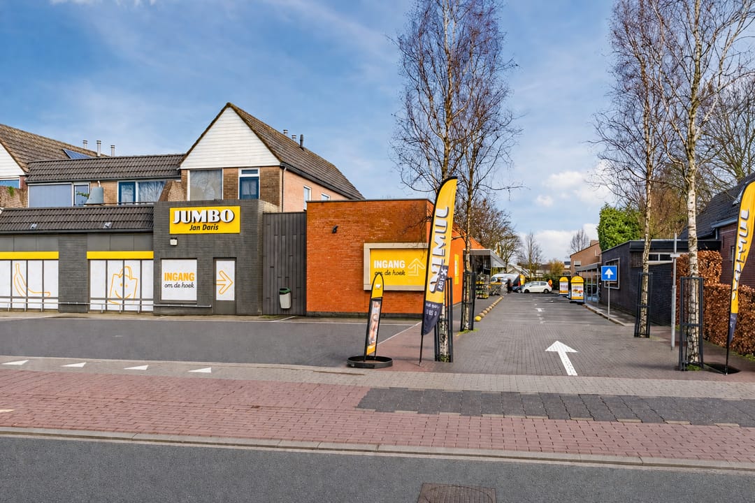 Photo 37 of Willibrorduslaan 10-E