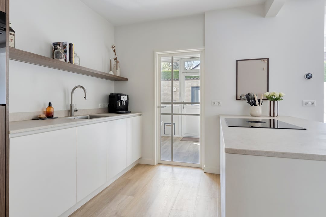 Foto 8 van Frederikstraat 25