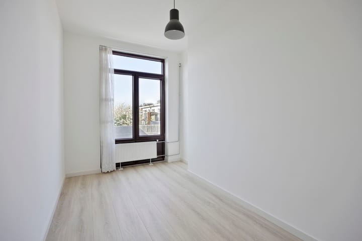 Foto 5 van De la Reyweg 647