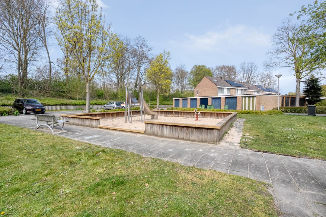 Foto 7 van de Meibree 8