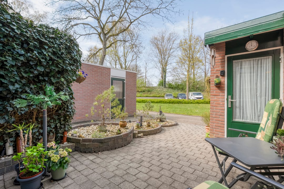 Foto 11 van de Meibree 8