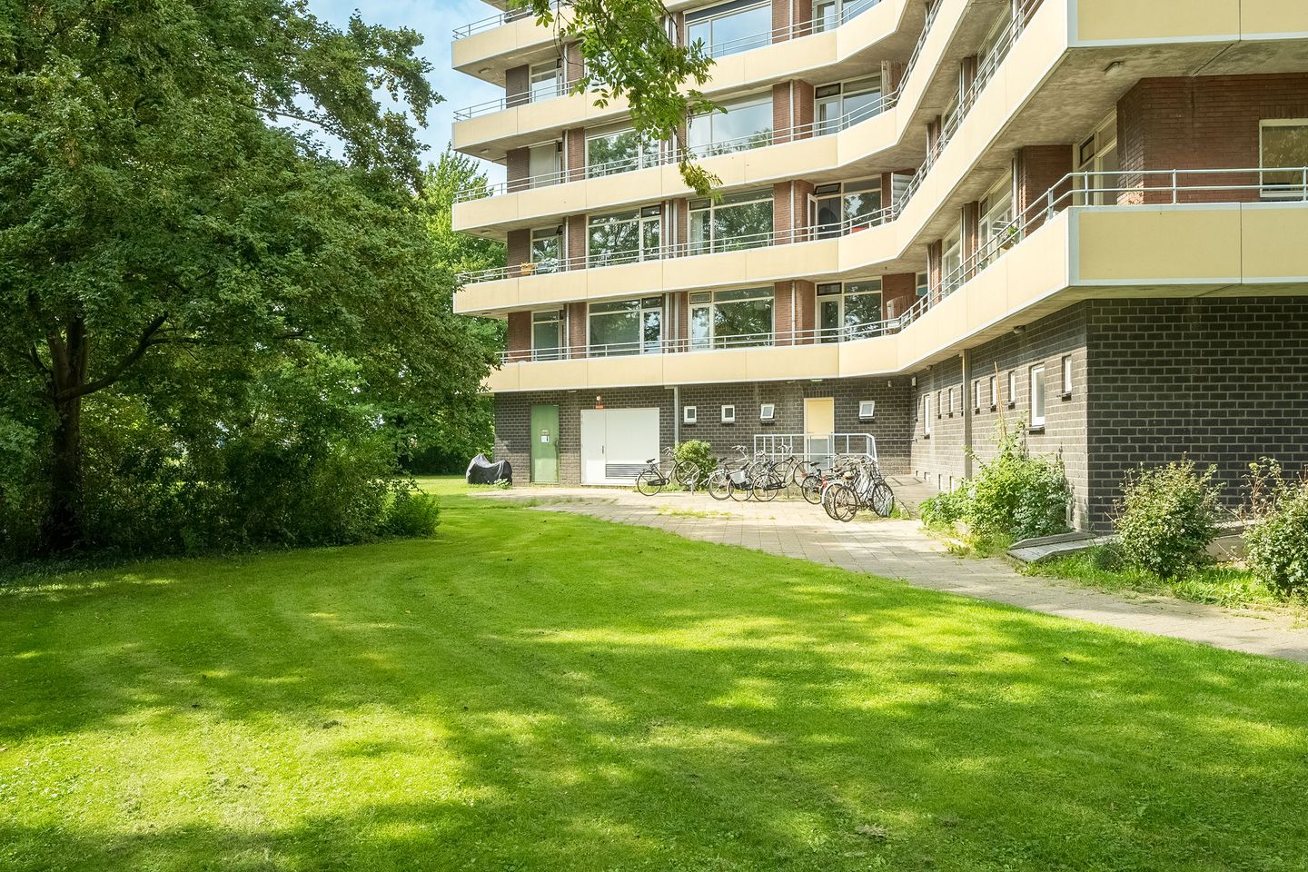 Foto 20 van Albardaweg 91