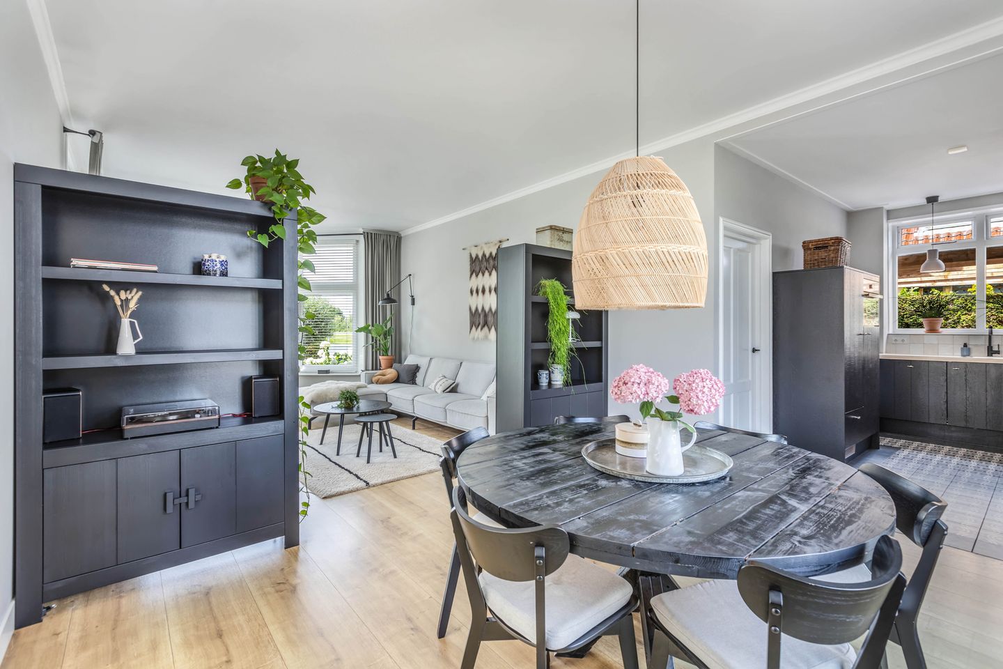 Foto 14 van Straatweg 34