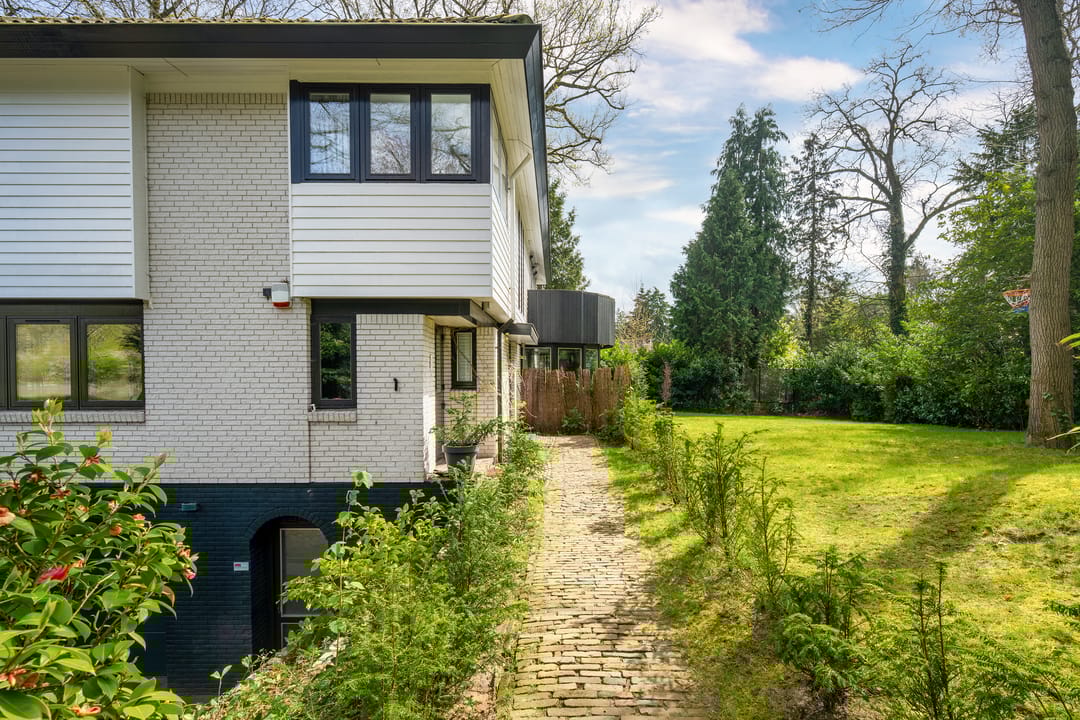 Foto 41 van Rozenlaantje 1