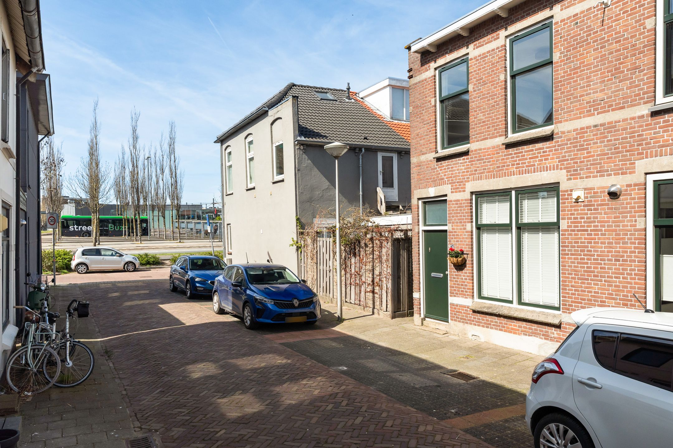 Photo 6 of Oranjestraat 74
